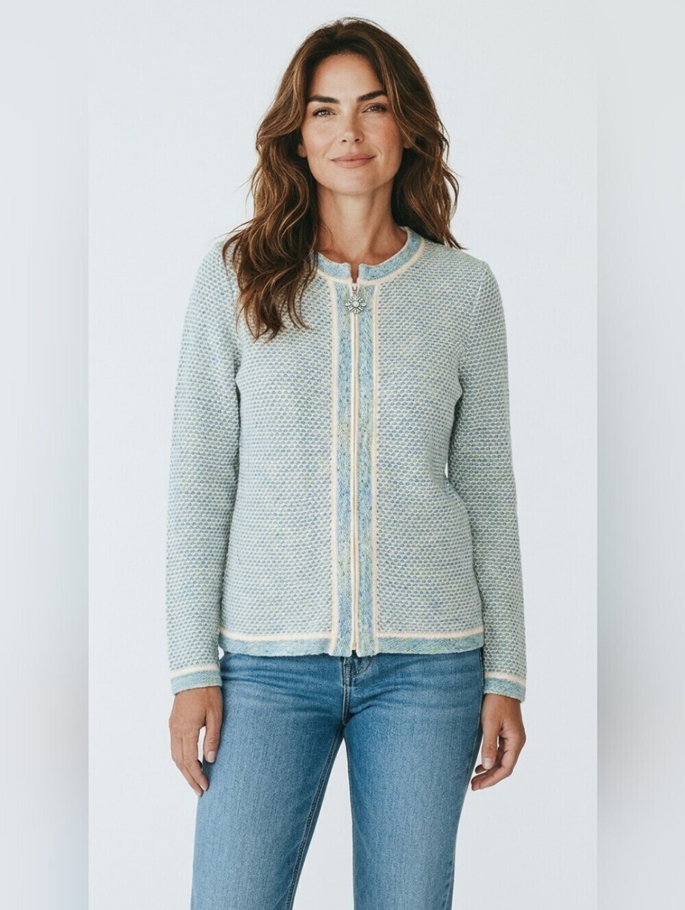 Vintage Montini Women's Blue and Cream Sweater